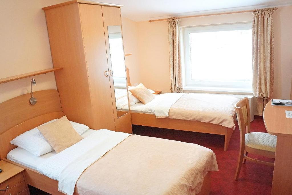 Guest House Pri Gondoli Maribor Exteriör bild