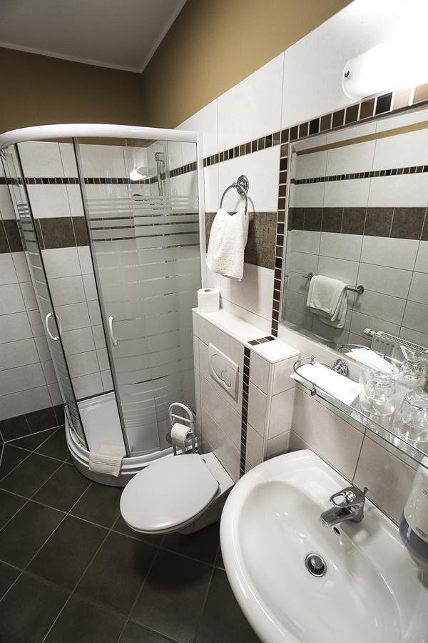 Guest House Pri Gondoli Maribor Exteriör bild