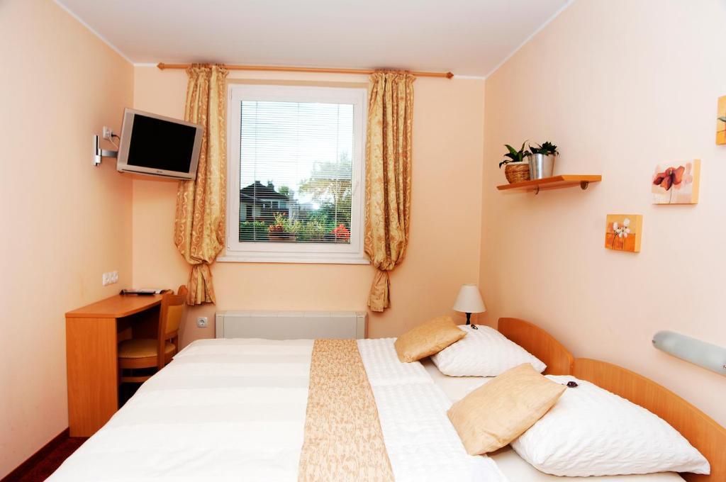 Guest House Pri Gondoli Maribor Rum bild